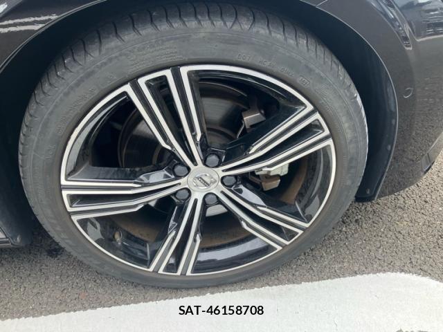 Volvo V60 2021-11 8882842-5