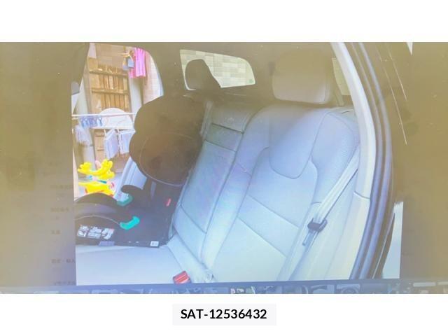 Volvo V60 2019-12 8882841-17