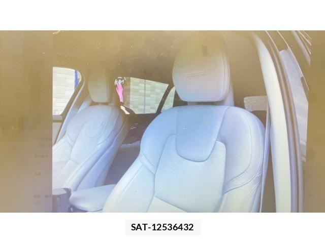 Volvo V60 2019-12 8882841-19