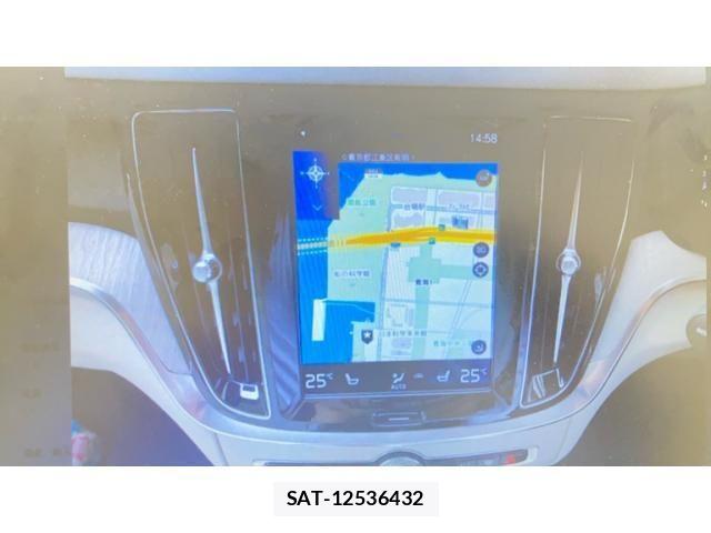 Volvo V60 2019-12 8882841-24