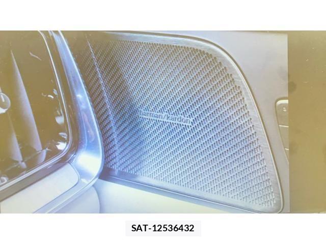 Volvo V60 2019-12 8882841-28