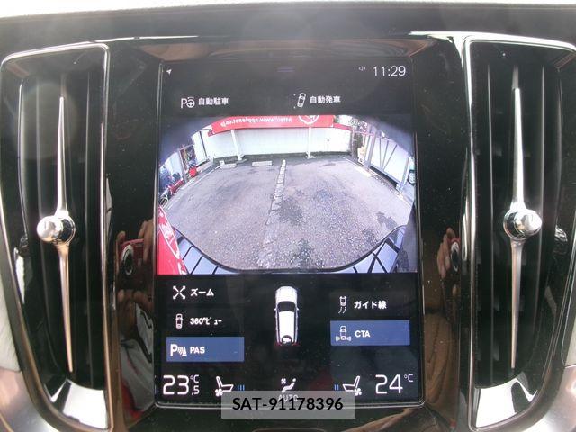 Volvo V60 2019-09 8882843-16