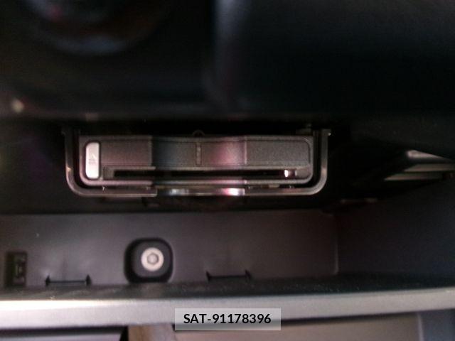 Volvo V60 2019-09 8882843-22