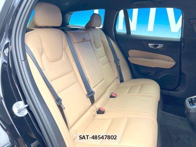 Volvo CROSS COUNTRY 2024-03 1333866-9