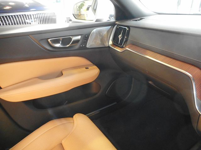 Volvo CROSS COUNTRY 2025-03 3687003-17