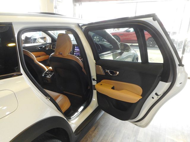 Volvo CROSS COUNTRY 2025-03 3687003-27