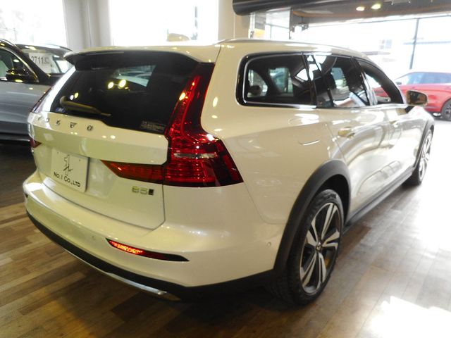 Volvo CROSS COUNTRY 2025-03 3687003-2