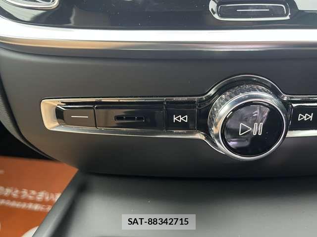 Volvo CROSS COUNTRY 2024-05 3911033-7