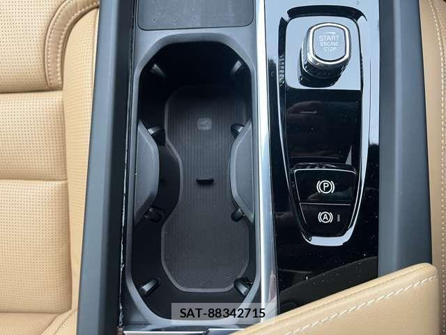 Volvo CROSS COUNTRY 2024-05 3911033-11