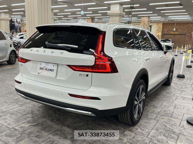 Volvo CROSS COUNTRY 2025-07 4051276-13