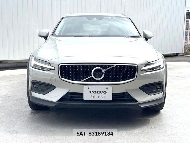 Volvo CROSS COUNTRY 2019-06 4993328-17