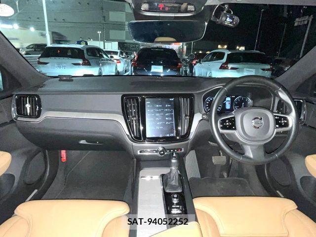 Volvo CROSS COUNTRY 2021-01 6248272-1