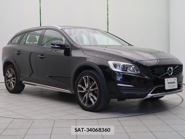 Volvo CROSS COUNTRY 2018-03 6504576-19