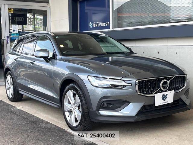 Volvo CROSS COUNTRY 2019-09 6678655-17