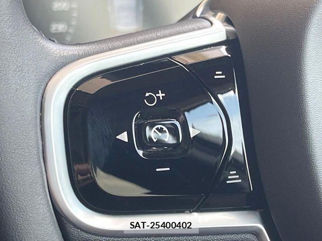 Volvo CROSS COUNTRY 2019-09 6678655-3