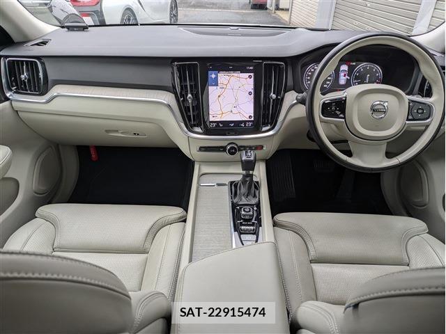 Volvo CROSS COUNTRY 2019-08 6678654-10
