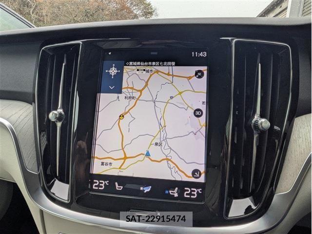 Volvo CROSS COUNTRY 2019-08 6678654-12
