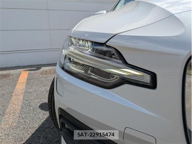 Volvo CROSS COUNTRY 2019-08 6678654-20