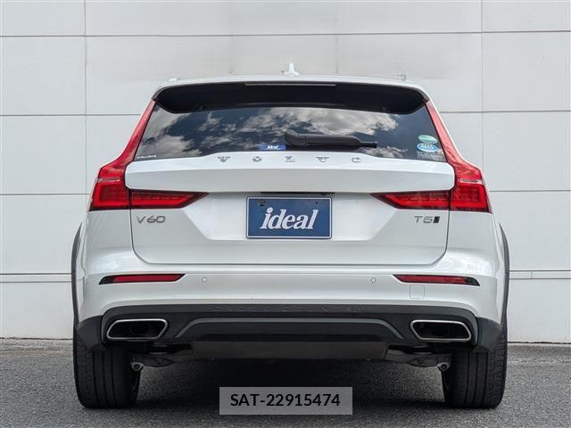 Volvo CROSS COUNTRY 2019-08 6678654-5