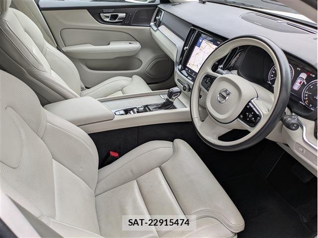 Volvo CROSS COUNTRY 2019-08 6678654-8