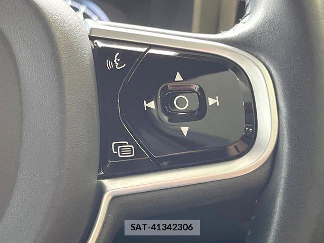 Volvo CROSS COUNTRY 2019-08 6717690-12