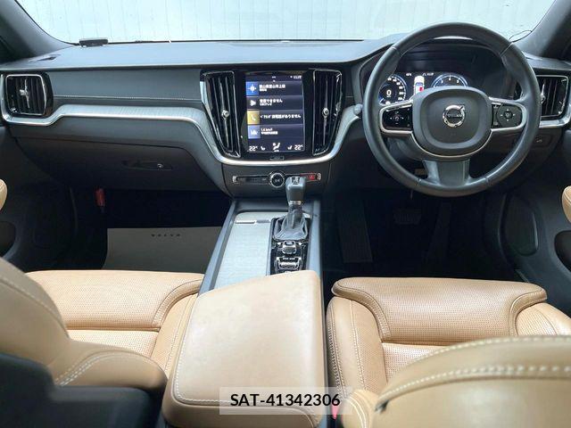 Volvo CROSS COUNTRY 2019-08 6717690-1