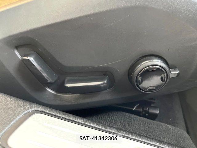 Volvo CROSS COUNTRY 2019-08 6717690-8