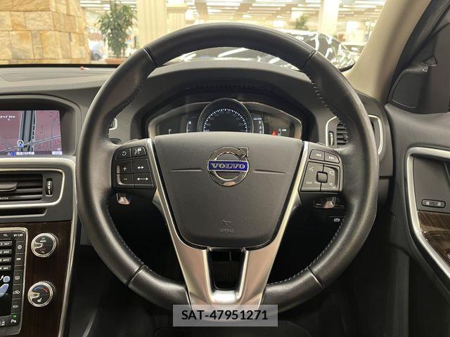 Volvo CROSS COUNTRY 2017-10 6753809-9