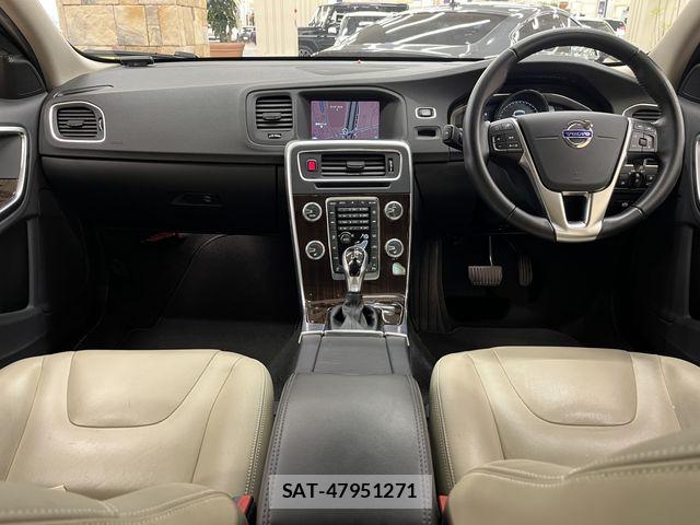 Volvo CROSS COUNTRY 2017-10 6753809-1