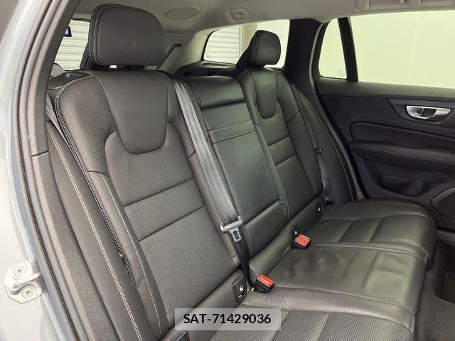 Volvo CROSS COUNTRY 2019-04 6915045-12