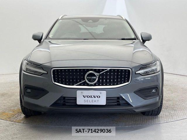 Volvo CROSS COUNTRY 2019-04 6915045-16
