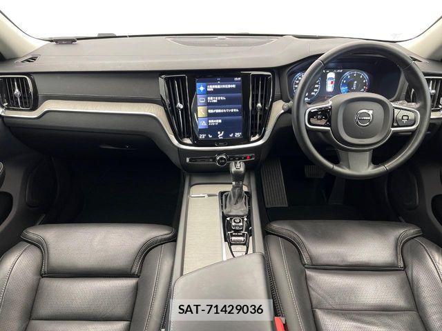 Volvo CROSS COUNTRY 2019-04 6915045-1