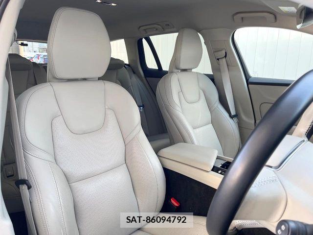 Volvo CROSS COUNTRY 2021-12 7061269-12