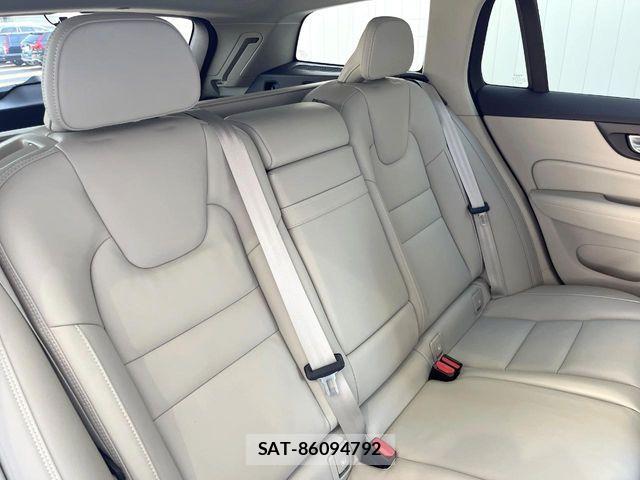 Volvo CROSS COUNTRY 2021-12 7061269-13