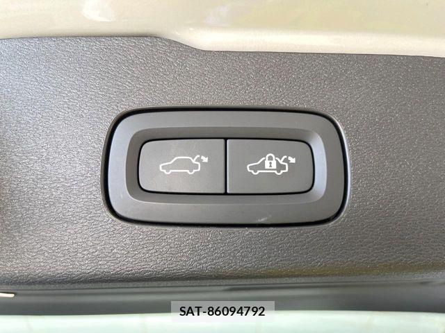 Volvo CROSS COUNTRY 2021-12 7061269-16