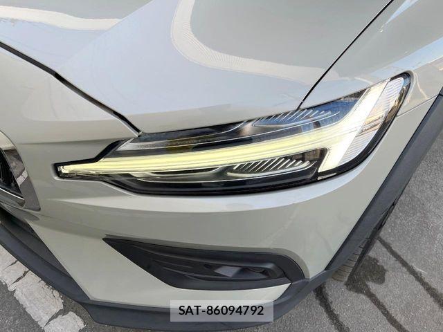 Volvo CROSS COUNTRY 2021-12 7061269-17