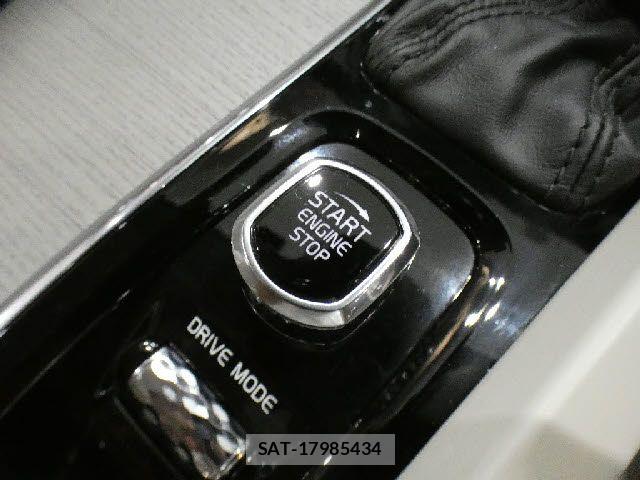 Volvo CROSS COUNTRY 2021-03 7226770-9
