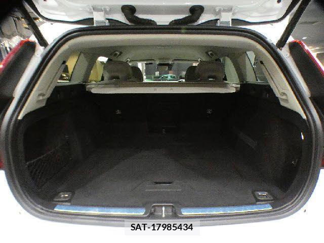 Volvo CROSS COUNTRY 2021-03 7226770-29