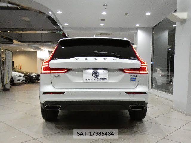 Volvo CROSS COUNTRY 2021-03 7226770-5