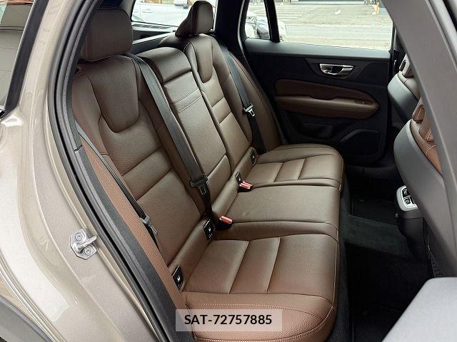 Volvo CROSS COUNTRY 2021-12 7503550-23