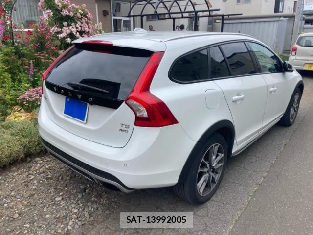Volvo CROSS COUNTRY 2016-06 7621151-3