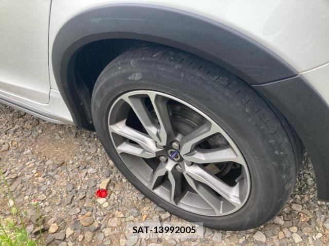 Volvo CROSS COUNTRY 2016-06 7621151-7