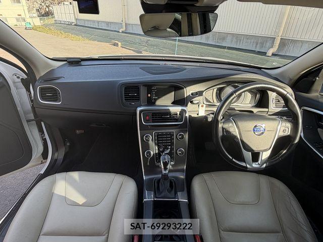 Volvo CROSS COUNTRY 2015-10 7621148-20