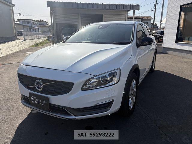 Volvo CROSS COUNTRY 2015-10 7621148-23