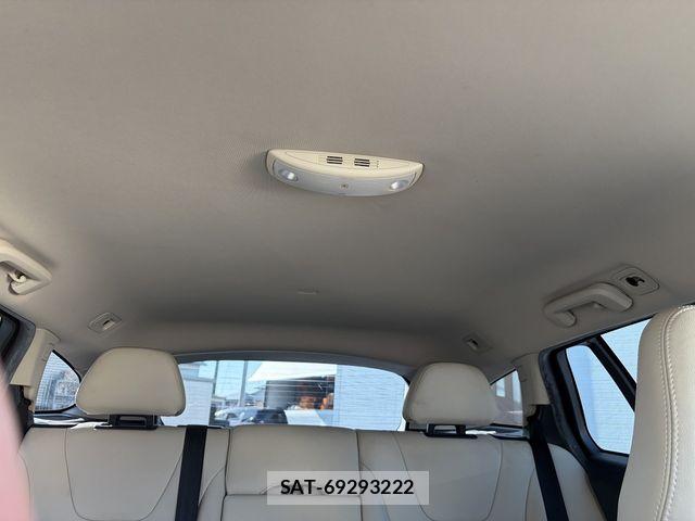 Volvo CROSS COUNTRY 2015-10 7621148-28