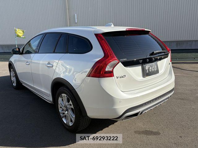 Volvo CROSS COUNTRY 2015-10 7621148-2