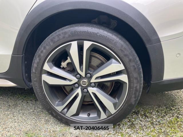 Volvo CROSS COUNTRY 2019-03 7880337-7