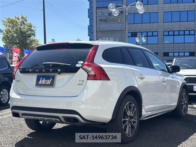 Volvo CROSS COUNTRY 2016-10 8039045-4