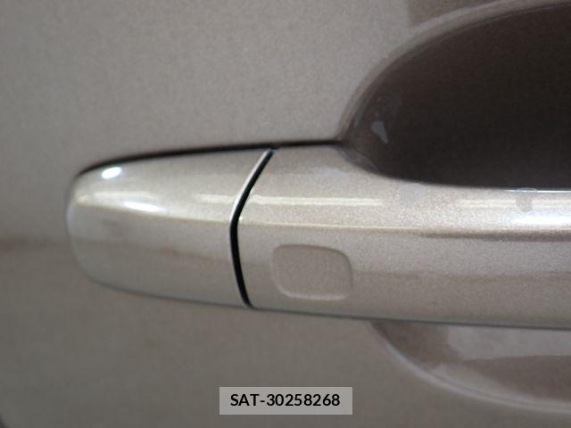 Volvo CROSS COUNTRY 2017-08 8076065-11