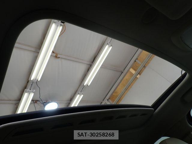 Volvo CROSS COUNTRY 2017-08 8076065-20